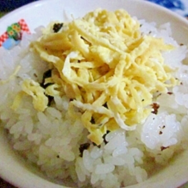 簡単お昼ごはん♪木の芽煮の錦糸丼